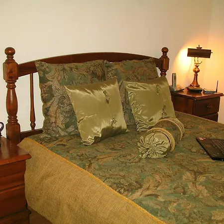 فندق & Bistro Castle 2*