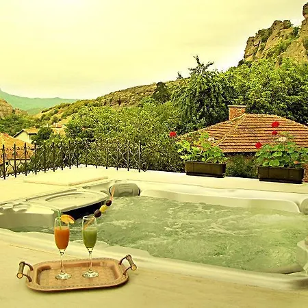 فندق & Bistro Castle